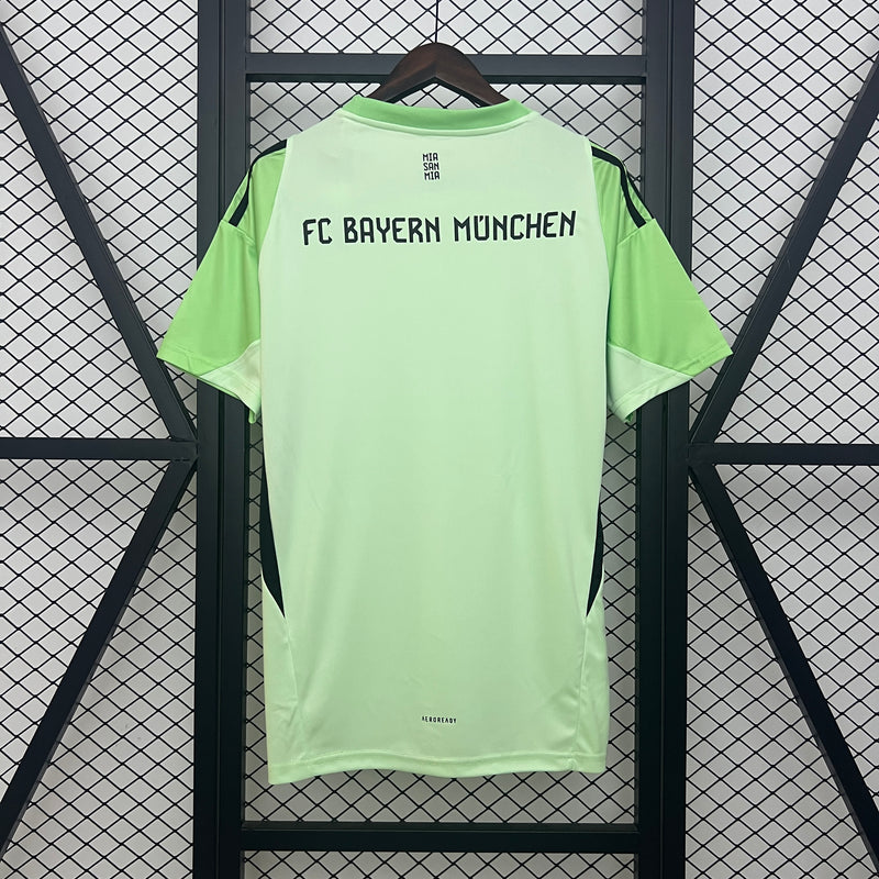Bayern Munich Goalkeeper 25/26