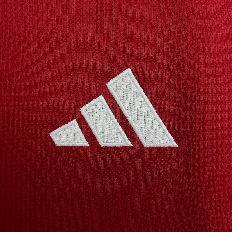 Manchester United Home 25/26