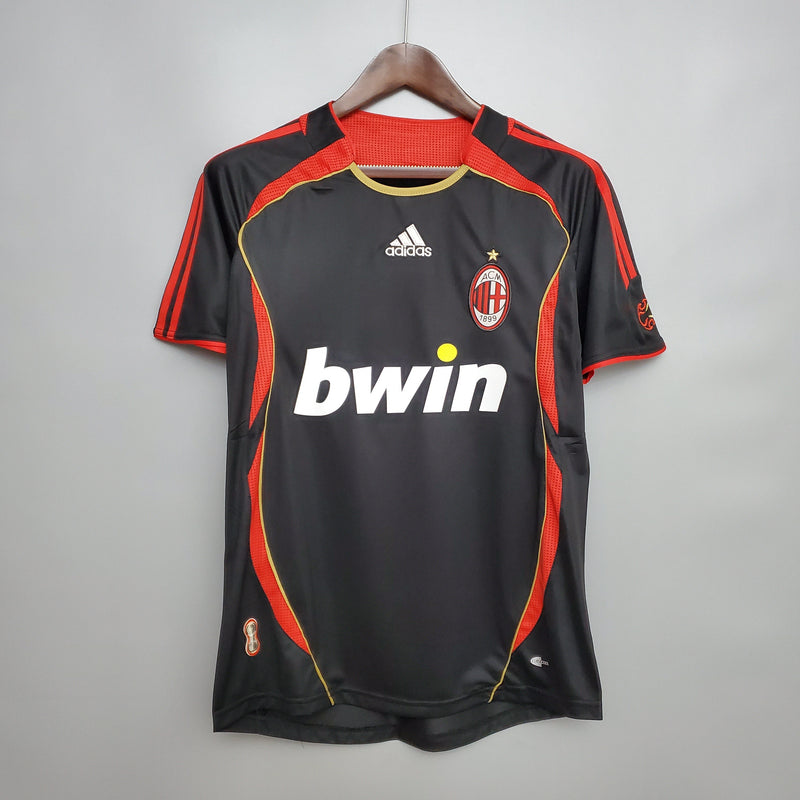 Milan 06/07 - Retro