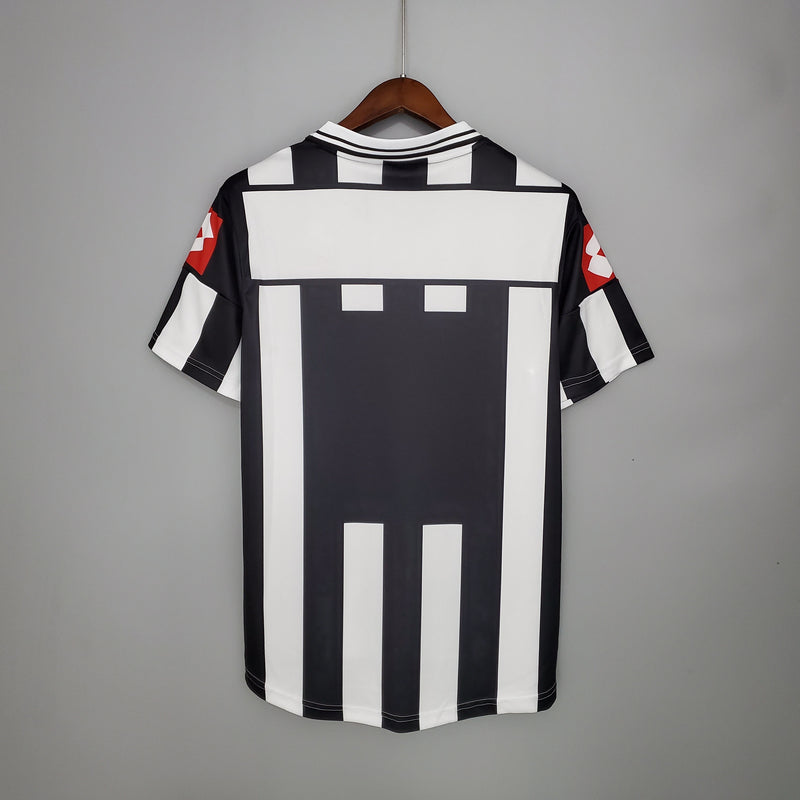 Juventus 01/02 - Retro