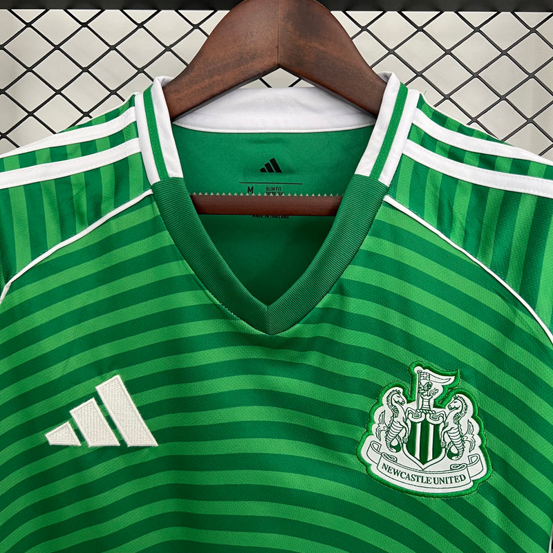 Newcastle Away 25/26