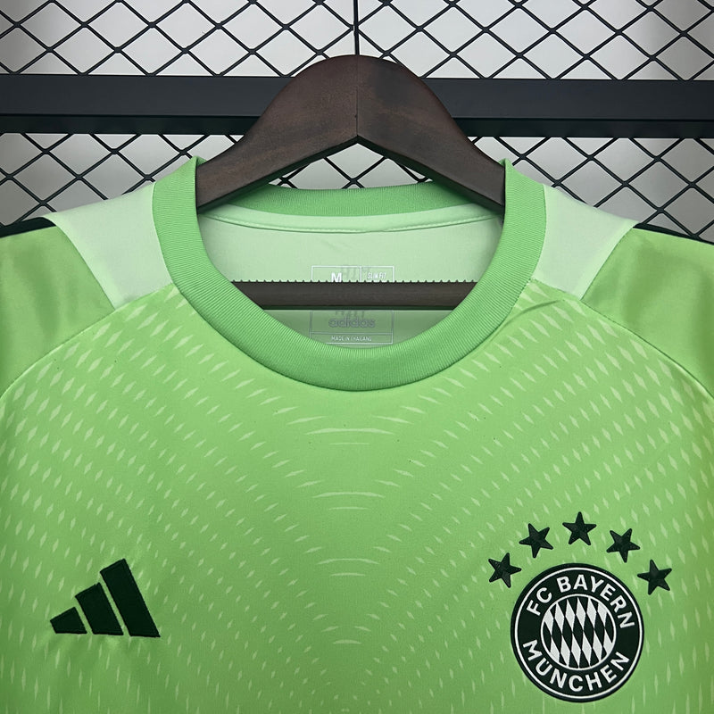 Bayern Munich Goalkeeper 25/26