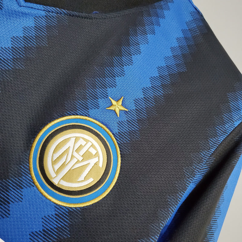 Inter Milan 10/11 - Retro