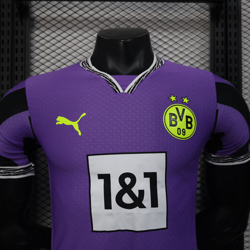 Borussia Dortmund Goalkeeper 25/26 - Player