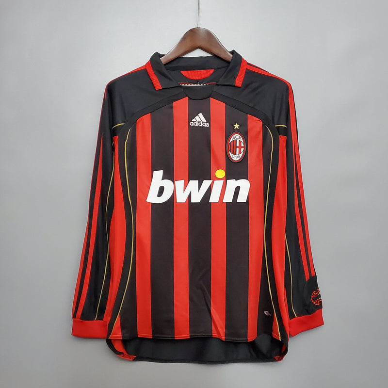 Milan 06/07 - Retro