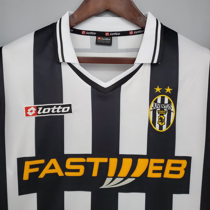 Juventus 01/02 - Retro