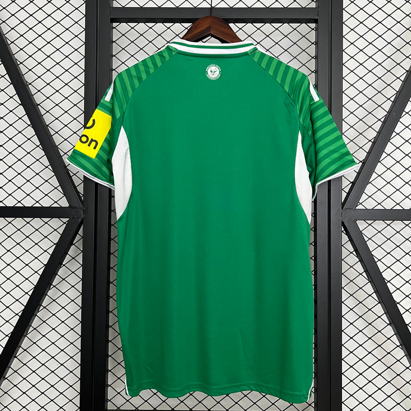 Newcastle Away 25/26